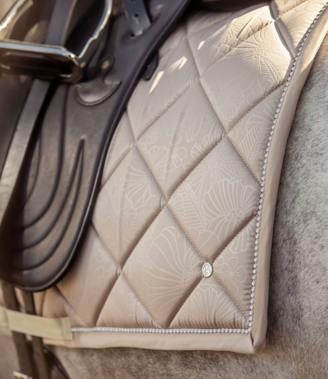 PS of Sweden Sand floret and Monogram