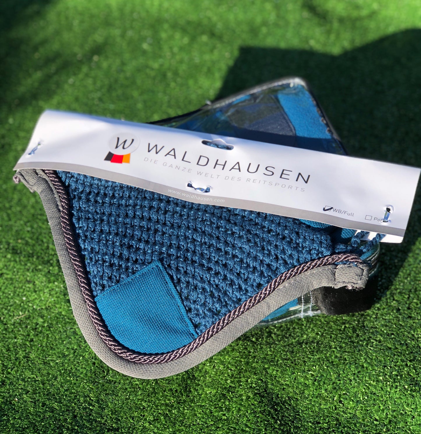 Waldhausen Esperia Ear Bonnet