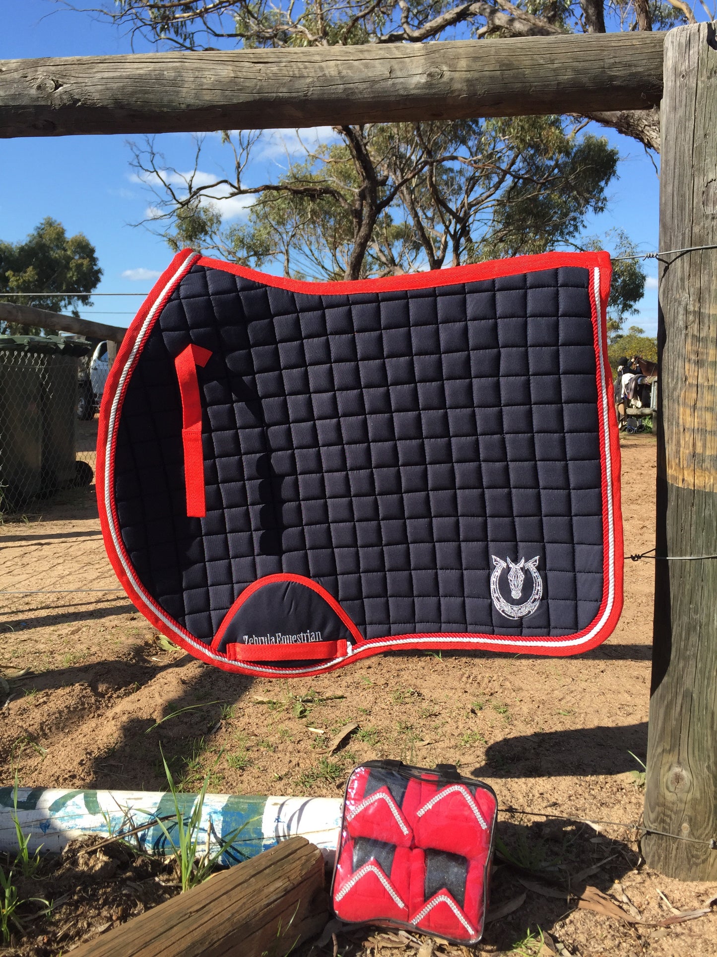 Red and navy euro cut jump pad