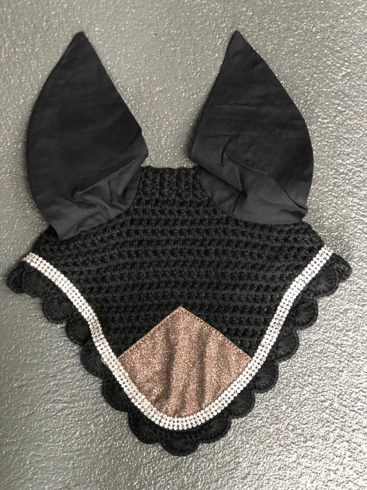 Biscuit shimmer ear bonnet